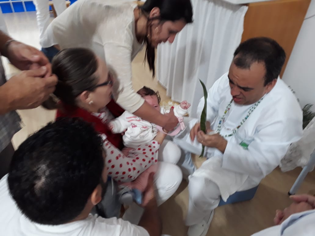 Valentina batiza-se no terreiro